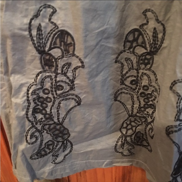 123 gray embroidered top M - Picture 3 of 6